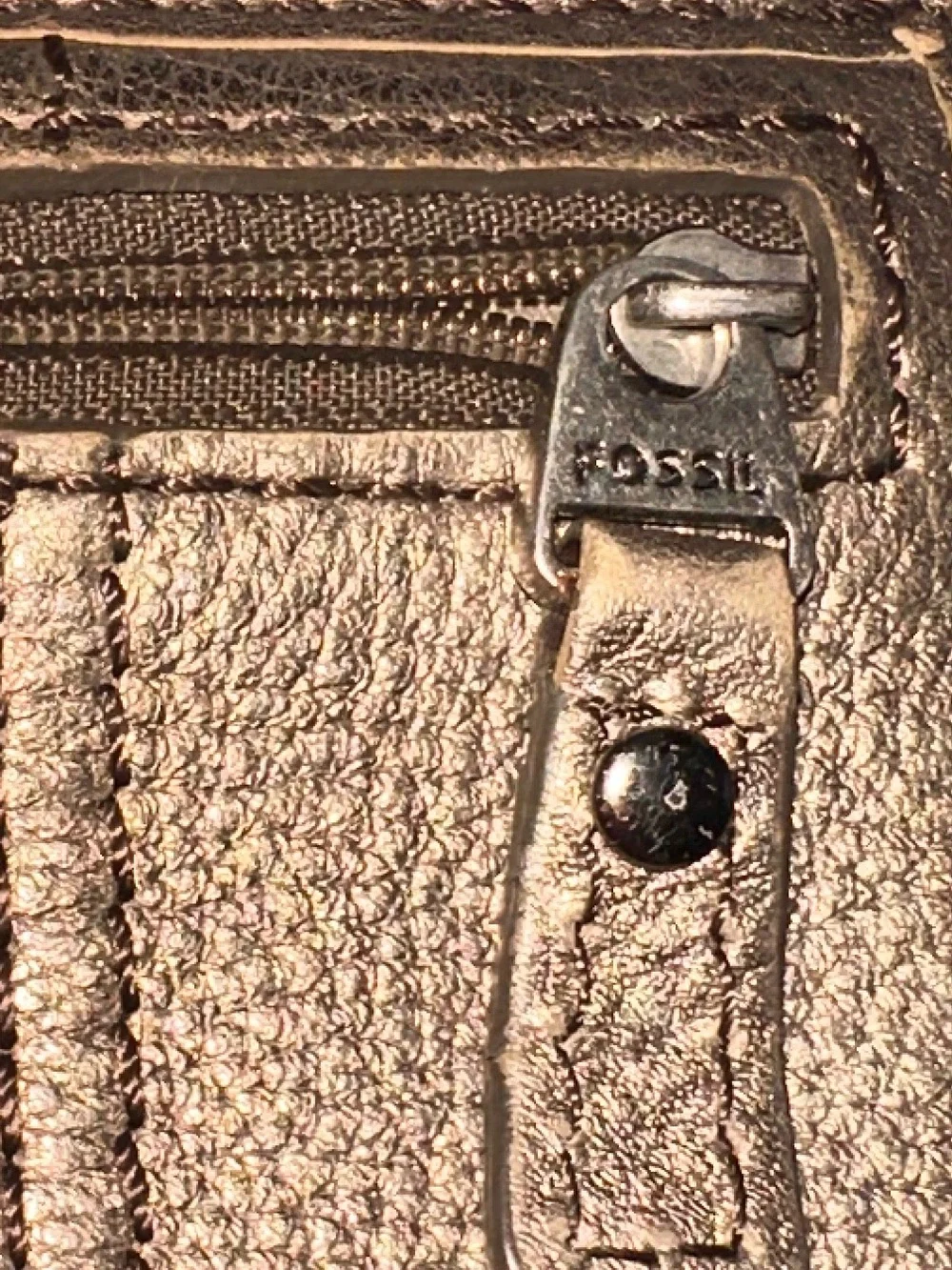 FOSSIL Classic Bifold Wallet Metallic Bronze July 2013